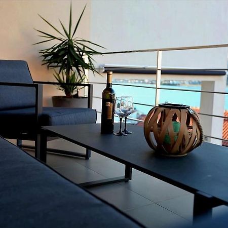 Luxury Villa Lana Apt, Seaview Terrace, Large Outdoor Space, Bbq Trogir Dış mekan fotoğraf