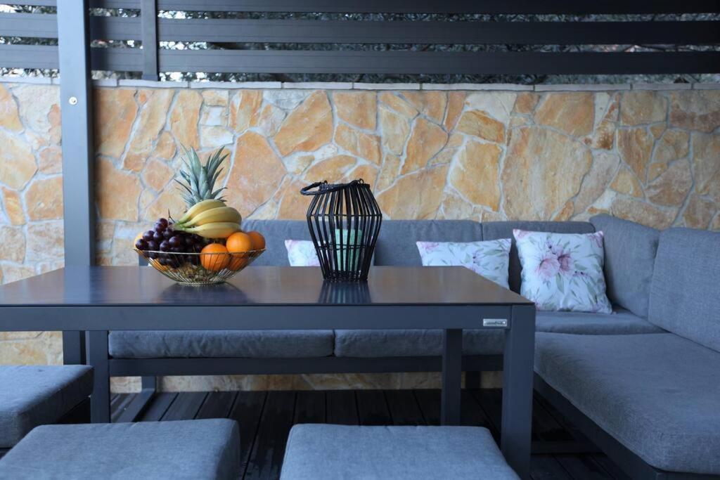 Luxury Villa Lana Apt, Seaview Terrace, Large Outdoor Space, Bbq Trogir Dış mekan fotoğraf