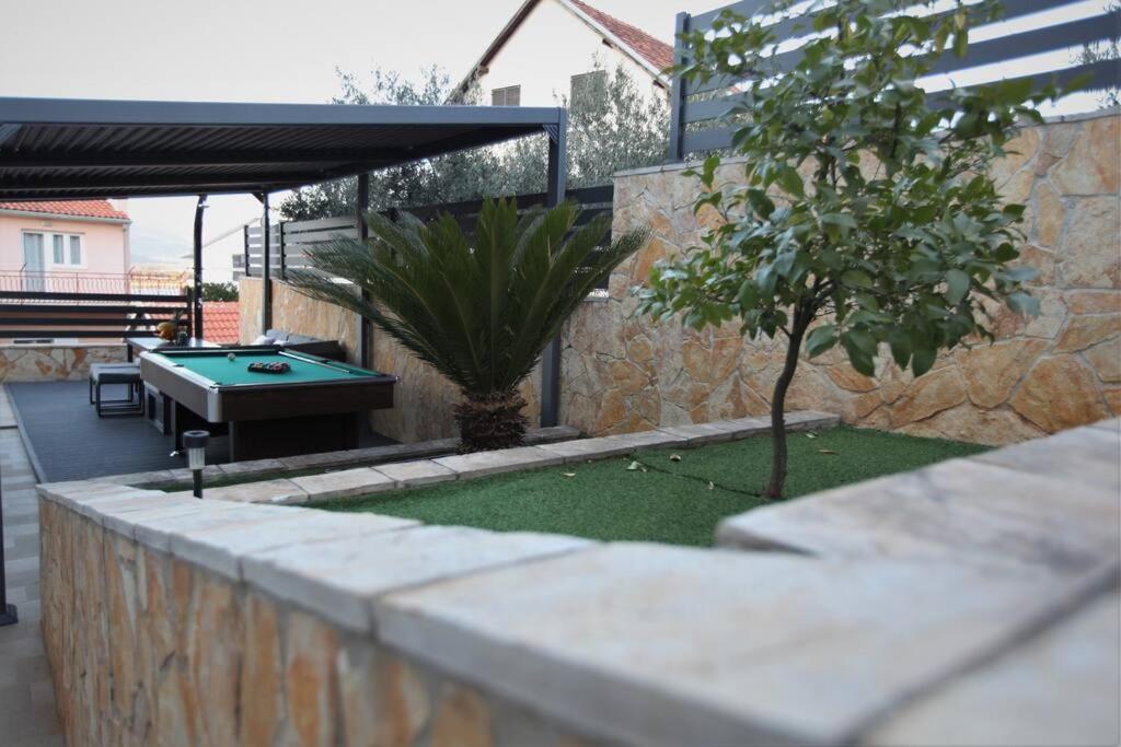 Luxury Villa Lana Apt, Seaview Terrace, Large Outdoor Space, Bbq Trogir Dış mekan fotoğraf