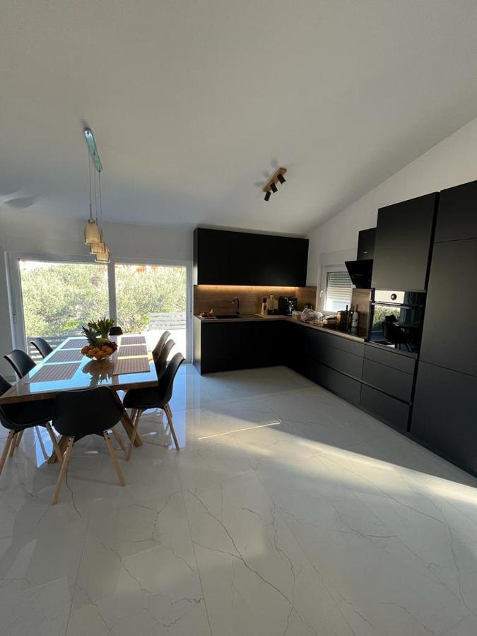 Luxury Villa Lana Apt, Seaview Terrace, Large Outdoor Space, Bbq Trogir Dış mekan fotoğraf
